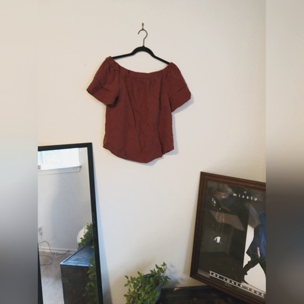 Maroon Wideneck/Shoulder Top | Size: 10